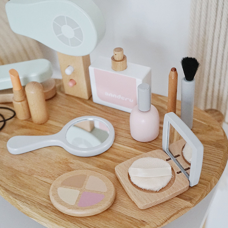 ชุดของเล่นแต่งหน้าจำลองไม้สำหร - Makeup Beauty House บทวิจารณ์และราคา